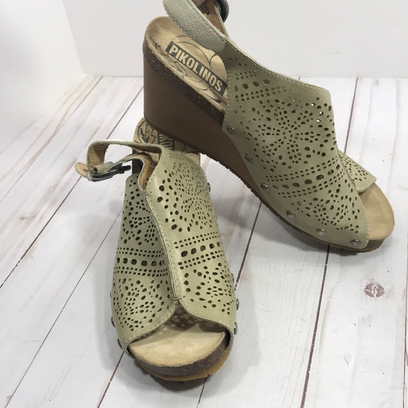 PIKOLINOS Shoes - Pikolinos laser cut leather wedge sandals